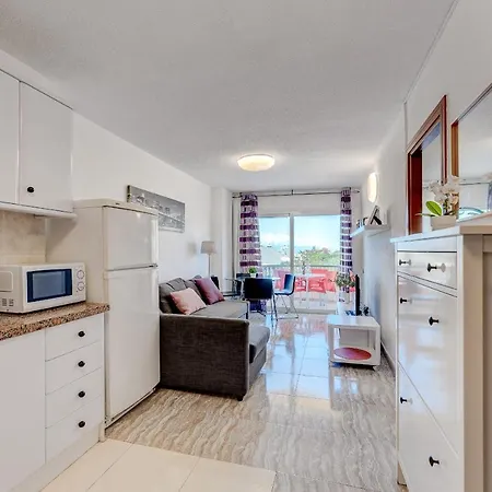 Torres Del Sol Front Ph06